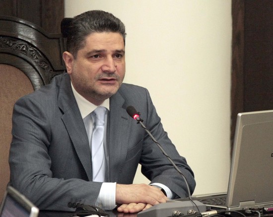 Կարևոր պաշտոնյաներն իրավունք չունեն այս ամռանը  բացակայել Հայաստանից