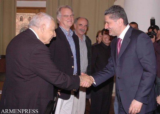 Պաշտոնական լրահոս