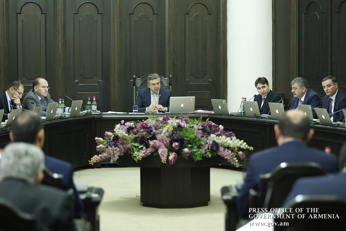 Վարչապետը հանձնարարել է ապաքրեականացնել  տնտեսական ոլորտում հանրային վտանգավորության ցածր աստիճան ու