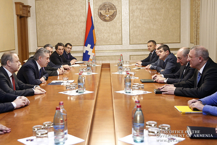 Կարեն Կարապետյանը հանդիպել է Արցախի նախագահի հետ