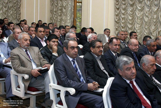 Վարչապետի շնորհավորանքներն ու գործնական առաջարկները ՀՀ շինարարների միության երրորդ համաժողովում