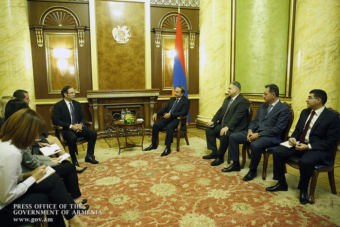 Վարչապետն ընդունել է «Մայքրոսոֆթ» ընկերության փոխնախագահ Վահե Թորոսյանին