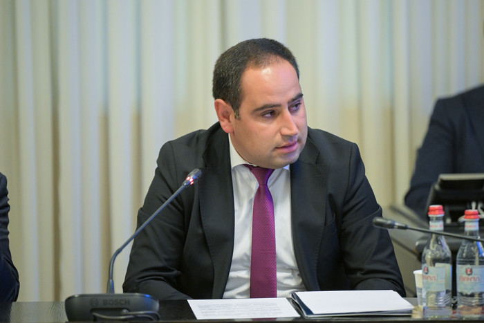 Կառավարությունը հաստատել է անապահով ճանաչված ընտանիքների աշխատունակ անձանց վարձատրվող հասարակական աշ