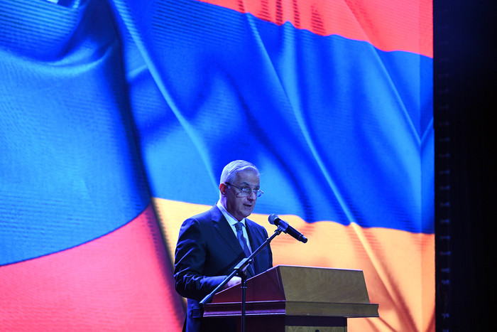 Փոխվարչապետ Մհեր Գրիգորյանը շնորհավորական ուղերձ է հղել Ռուսաստանի օրվա առթիվ