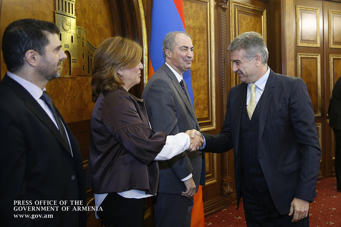 Վարչապետն ընդունել է ԱՄՀ հայաստանյան առաքելության պատվիրակությանը