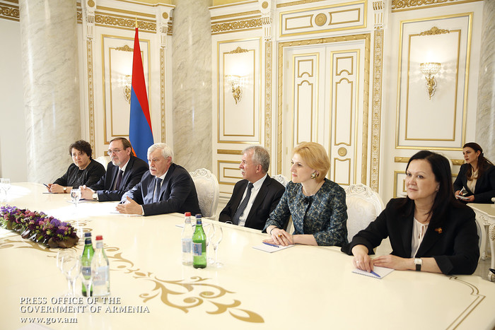 Կարեն Կարապետյանն ընդունել է Սանկտ Պետերբուրգի նահանգապետին