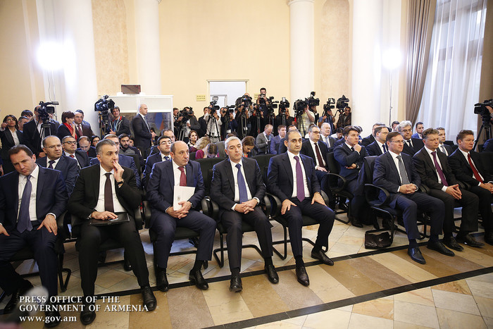 ՀՀ ու ՌԴ վարչապետներ Կարեն Կարապետյանի ու Դմիտրի Մեդվեդևի հանդիպումը ԶԼՄ ներկայացուցիչների հետ