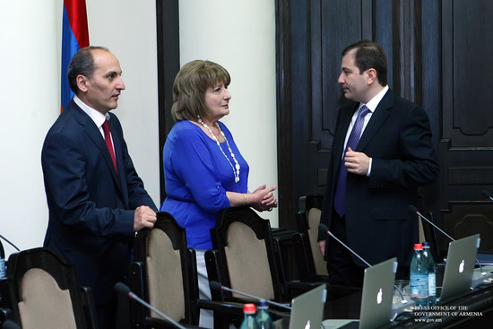 Հանրությանը հուզող հարցերը պետք է իշխանության տեսադաշտում լինեն