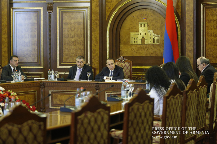 Վարչապետին է ներկայացվել ՀՀ աշխատանքի և սոցիալական հարցերի նախարարության 2015 թ. գործունեության հաշվ
