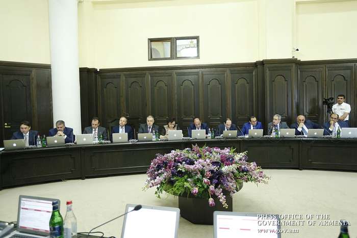 Վարչապետը հանձնարարել է գույքագրել կարկուտի պատճառած վնասները և ներկայացնել համապատասխան առաջարկությ