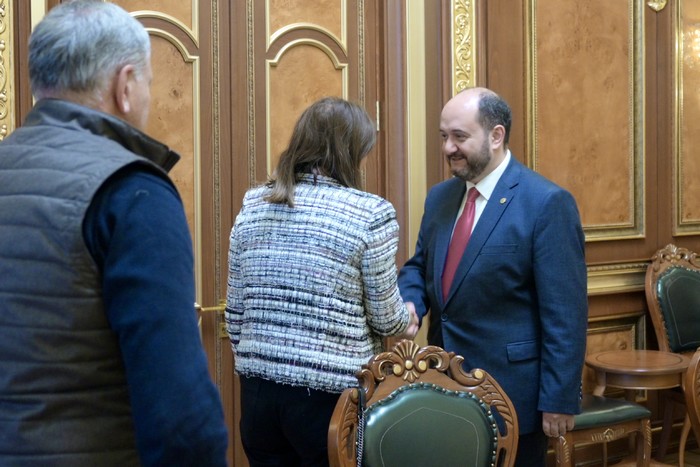 Արայիկ Հարությունյանն ընդունել է Ֆրանկոֆոնիայի խաղերի միջազգային կոմիտեի տնօրեն Զեյնա Մինայի գլխավոր