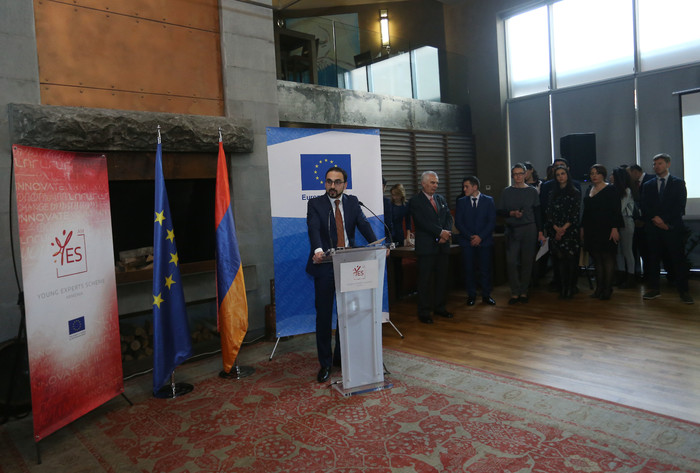 Փոխվարչապետ Ավինյանը մասնակցեց «YES Armenia» ծրագրի ավարտական արարողությանը