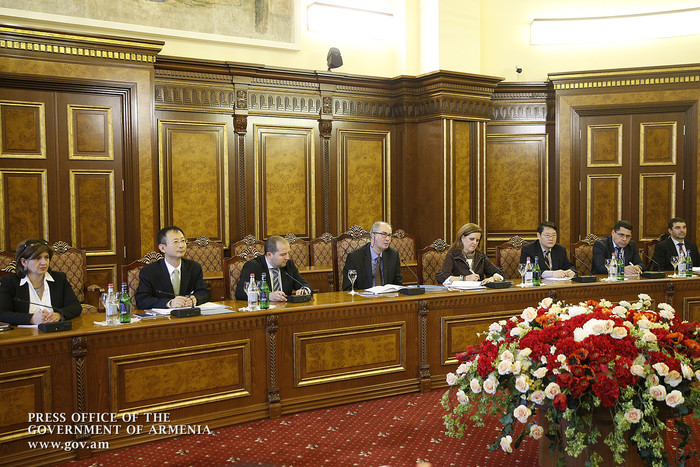 Վարչապետն ԱՄՀ հայաստանյան առաքելության ղեկավարի հետ քննարկել է տնտեսության զարգացմանն ու կառավարությ