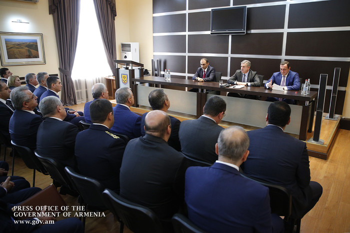 Վարչապետը ՊԵԿ աշխատակազմին է ներկայացրել ՊԵԿ նորանշանակ նախագահ Վարդան Հարությունյանին