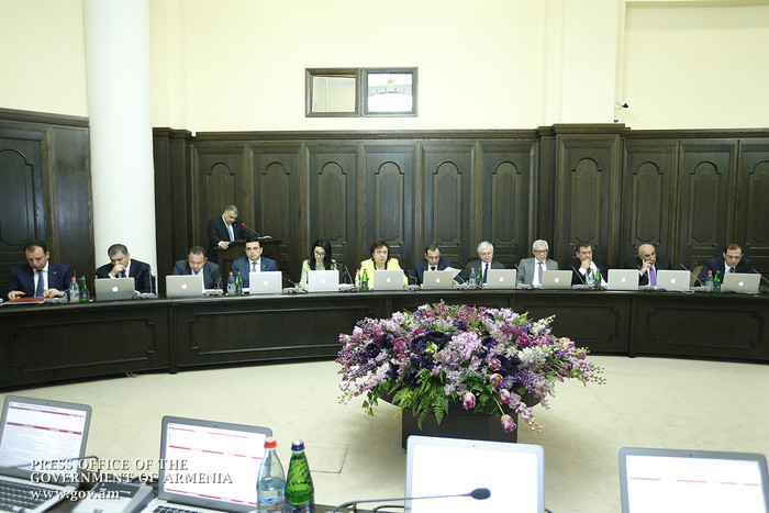Պետական աջակցություն կստանան զոհված զինծառայողների ընտանիքները
