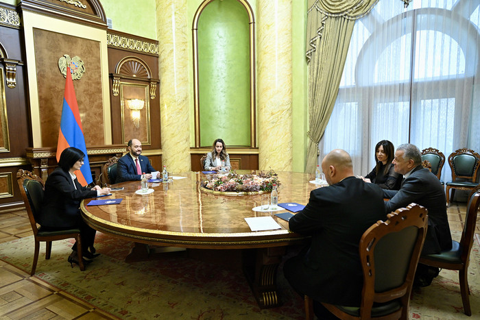 Արայիկ Հարությունյանն ընդունել է ՀՀ-ում ԵՄ դեսպան Վասիլիս Մարագոսին