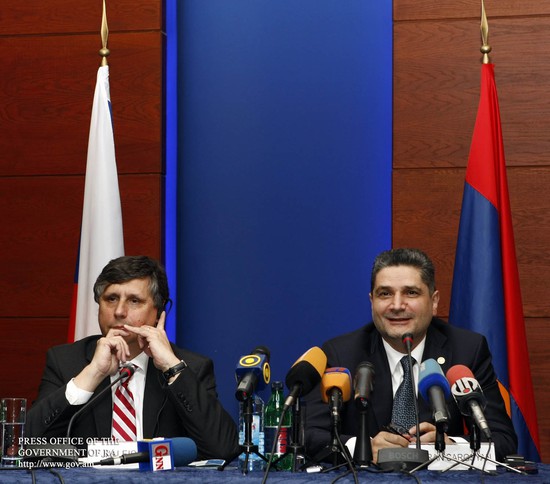 Երկու վարչապետները ողջունել են հայ-չեխական գործարար ֆորումի մասնակիցներին