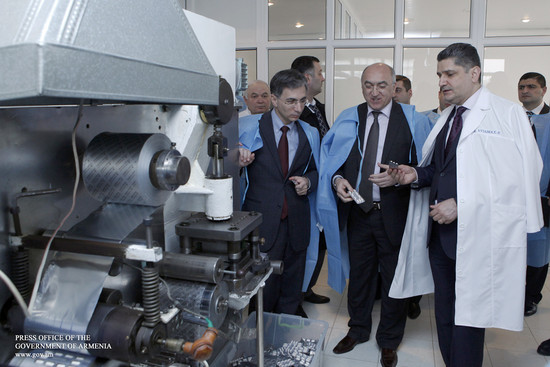 Վարչապետն արդյունաբերական ռազմավարության ներքո ծանոթացել է դեղագործական ընկերության զարգացման ծրագրե