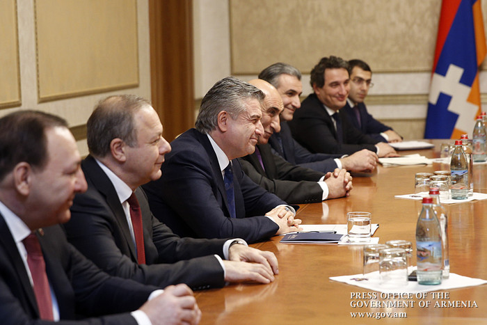 Կարեն Կարապետյանը հանդիպել է Արցախի նախագահի հետ