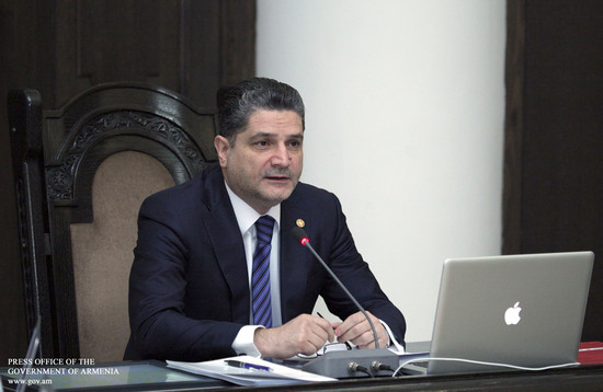 Վարչապետն անդրադարձել է Թռչկանի ջրվեժի խնդրին և քաղծառայողների սոցիալական ապահովության փաթեթի ներդրմ