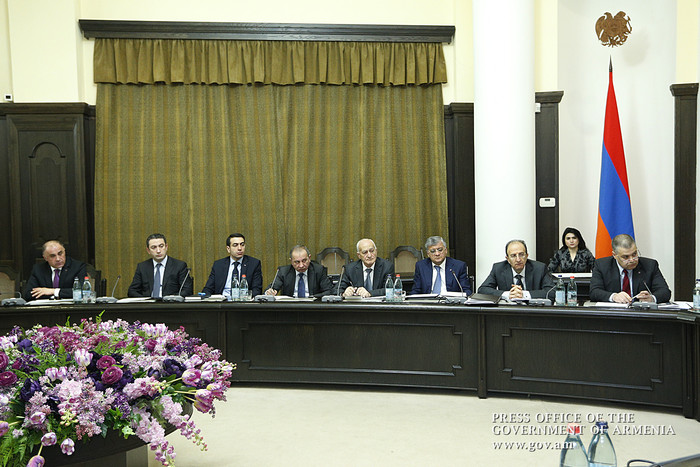 Կառավարությունում քննարկվել են քաղաքաշինության ոլորտի զարգացմանը վերաբերող հարցեր