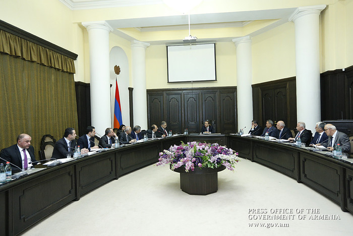 Կառավարությունում քննարկվել են քաղաքաշինության ոլորտի զարգացմանը վերաբերող հարցեր
