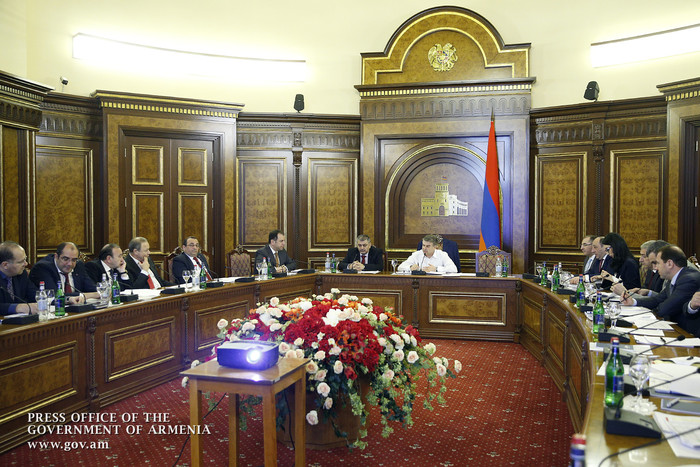 Վարչապետը հանձնարարել է ներկայացնել պետական ձեռնարկությունների հետագա գործունեության կոնկրետ առաջարկ
