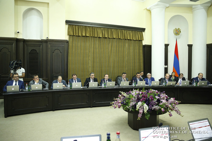 Կառավարությունը հավանություն է տվել  ՀՀ 2018 թ. պետբյուջեի նախագծին. եկամտային մասը 100 մլրդ դրամով 