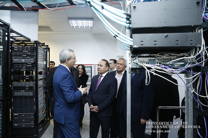 Վարչապետն այցելել է «Սինոփսիս Արմենիա» ընկերություն