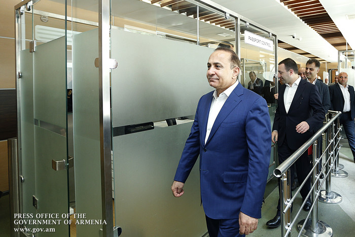 Վարչապետ Հովիկ Աբրահամյանը  Վրաստանի վարչապետի հետ այցելել է վրաց-ռուսական սահմանին գտնվող սահմանայի