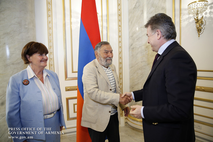 Վարչապետն ընդունել է Քերոլայն Քոքսի գլխավորած պատվիրակությանը