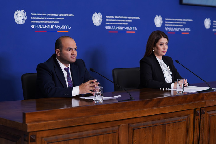 Առաջին և երկրորդ խմբի հաշմանդամություն ունեցող կամ 75-ից բարձր տարիքային խմբում գտնվող անձինք 100 00