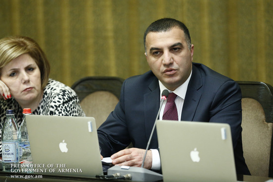 Առաջին հերթին բարձրացվեց ցածր թոշակ ստացողների կենսաթոշակը Աղքատության կրճատման ցուցանիշները խոսուն 