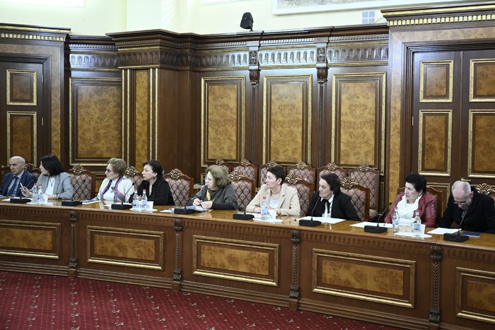 Արայիկ Հարությունյանի գլխավորությամբ տեղի է ունեցել Ազգային փոքրամասնությունների հարցերով խորհրդի ար