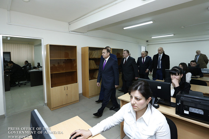 Վարչապետը ծանոթացել է կադաստրի համակարգում իրականացվող բարեփոխումներին