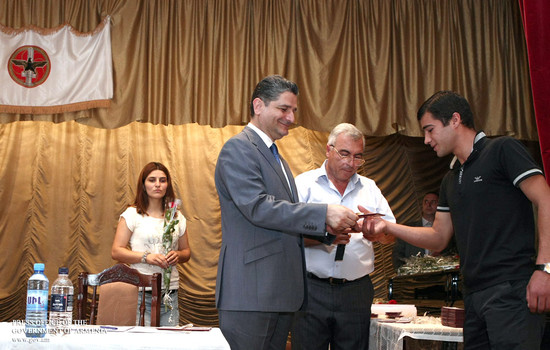 Տիգրան Սարգսյանն այցելել է Արարատի մարզ