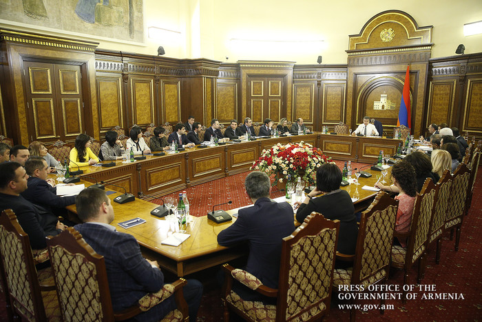 Կարեն Կարապետյանը տուրօպերատորների միության անդամների հետ քննարկել է ներգնա տուրիզմի զարգացմանը վերա