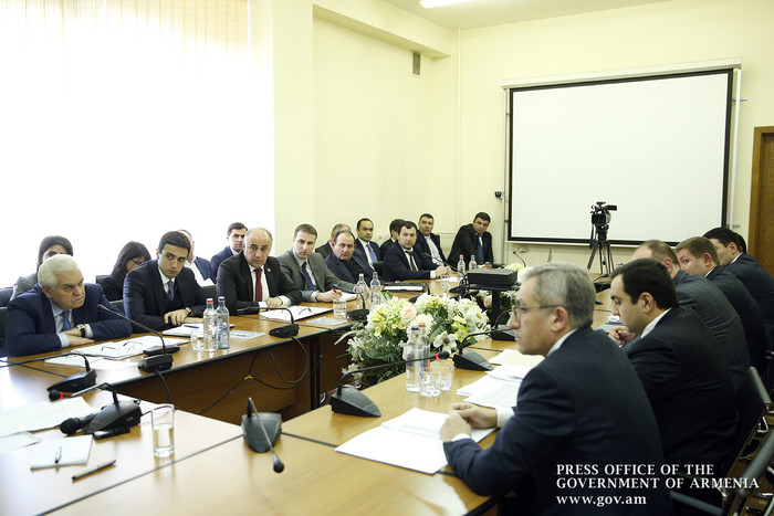 Վարչապետն այցելել է ՀՀ էներգետիկ ենթակառուցվածքների և բնական պաշարների նախարարություն