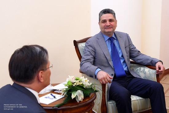 Վարչապետն ընդունել է Ալեքսեյ Լիխաչեվին