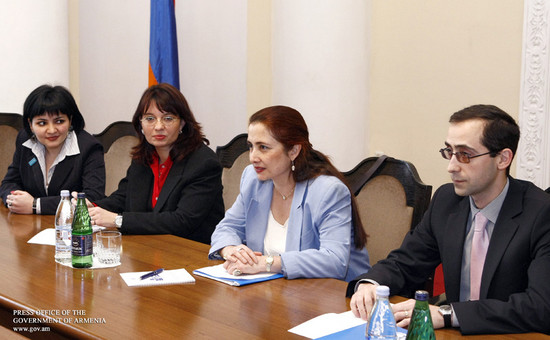 Խորհրդակցություն երեխաների պաշտպանության խնդիրների վերաբերյալ