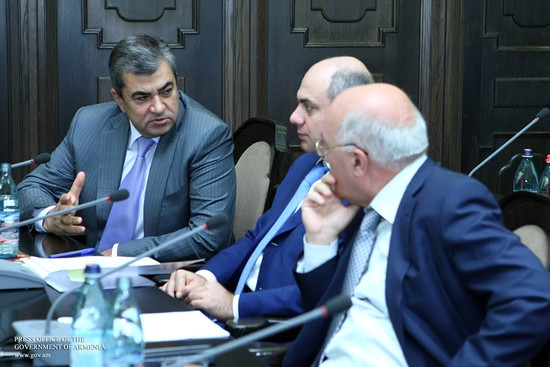 Կենսաթոշակը կավելանա 15 տոկոսով, պետական հատվածի աշխատավարձը` մոտ 40 տոկոսով