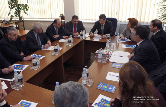 Վարչապետի գլխավորությամբ քննարկվել են գրականության ոլորտի զարգացման խնդիրները