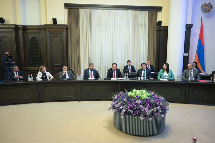 Կառավարությունը հաստատել է անապահով ճանաչված ընտանիքների աշխատունակ անձանց վարձատրվող հասարակական աշ