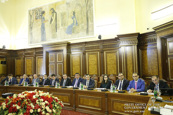 Պետությունը սուբսիդավորելու է գերակա ոլորտների վարկային տոկոսները. Կարեն Կարապետյանը հանդիպել է բանկ