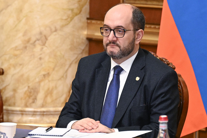 Արայիկ Հարությունյանն ընդունել է ՀՀ-ում  Հնդկաստանի դեսպան Նիլակշի Սահա Սինհային