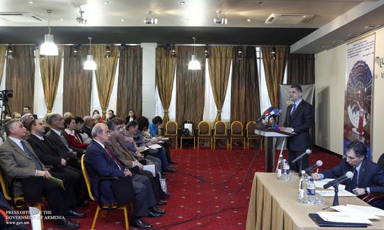 Վարչապետը տեղական ապրանք արտադրողներին է ներկայացրել Հայաստանի արդյունաբերական քաղաքականության ռազմա