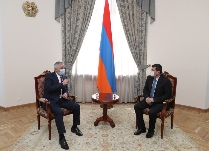 Փոխվարչապետ Մհեր Գրիգորյանը հանդիպում է ունեցել Արցախի Հանրապետության նախագահի հետ