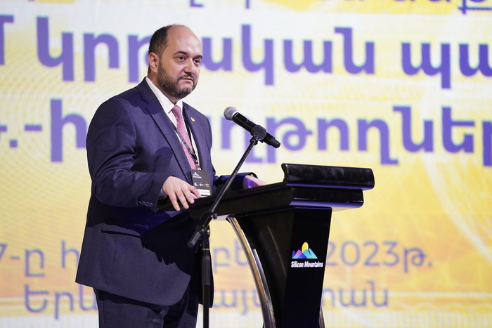 Արայիկ Հարությունյանը մասնակցել է ՏՏ բնագավառում ամենամյա կրթական պարգևների հանձնման արարողությանը