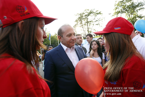 Ծաղկաձորում մեկնարկել է «Բազե-2014» համահայկական երիտասարդական հավաքը