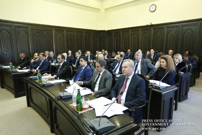 Վարչապետը հանձնարարականներ է տվել ճանապարհային երթևեկության կանոնների նկատմամբ վերահսկողական համակար